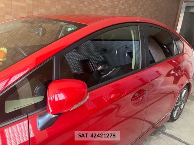 Toyota PRIUS 2013-05 7223658-6