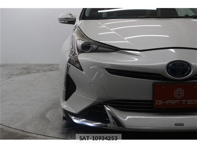 Toyota PRIUS 2015-12 7223688-11