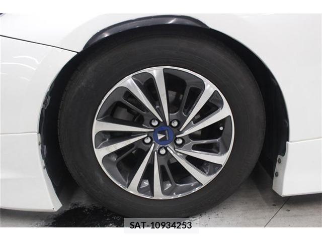 Toyota PRIUS 2015-12 7223688-24