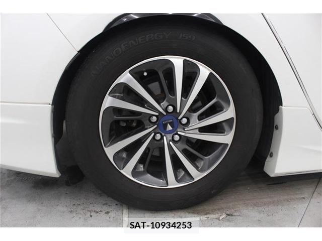 Toyota PRIUS 2015-12 7223688-26