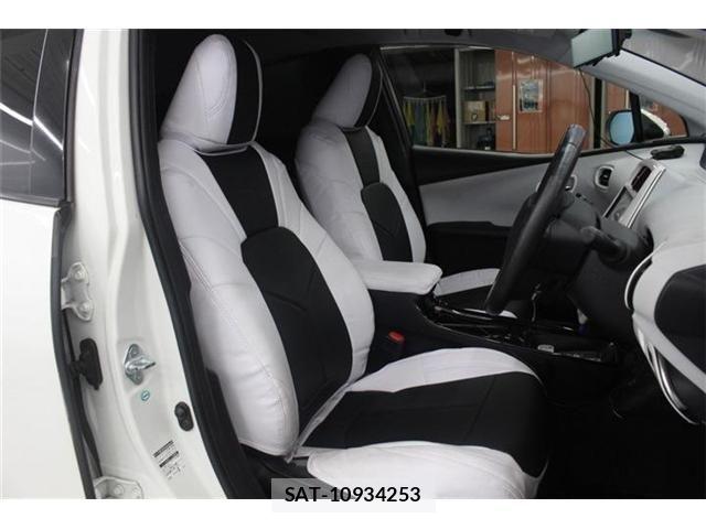 Toyota PRIUS 2015-12 7223688-27