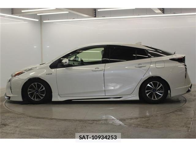 Toyota PRIUS 2015-12 7223688-8