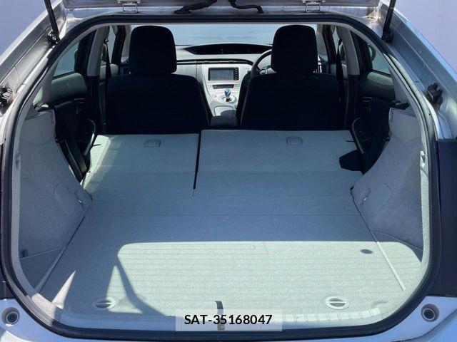 Toyota PRIUS 2014-10 7223680-9