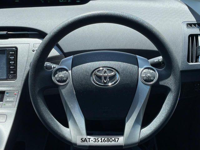 Toyota PRIUS 2014-10 7223680-10