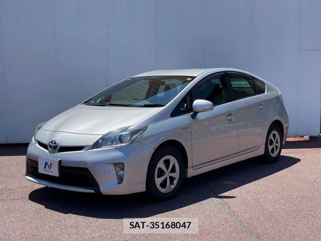 Toyota PRIUS 2014-10 7223680-15