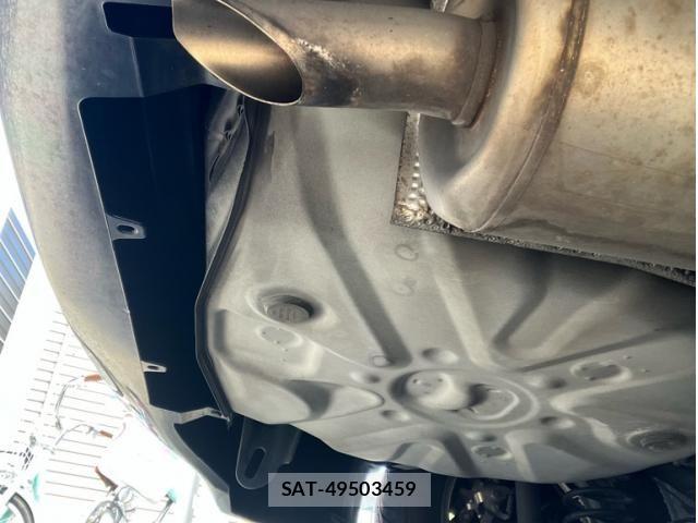 Toyota PRIUS 2013-08 7223665-15