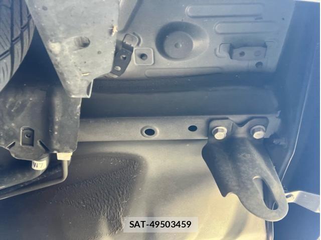Toyota PRIUS 2013-08 7223665-17