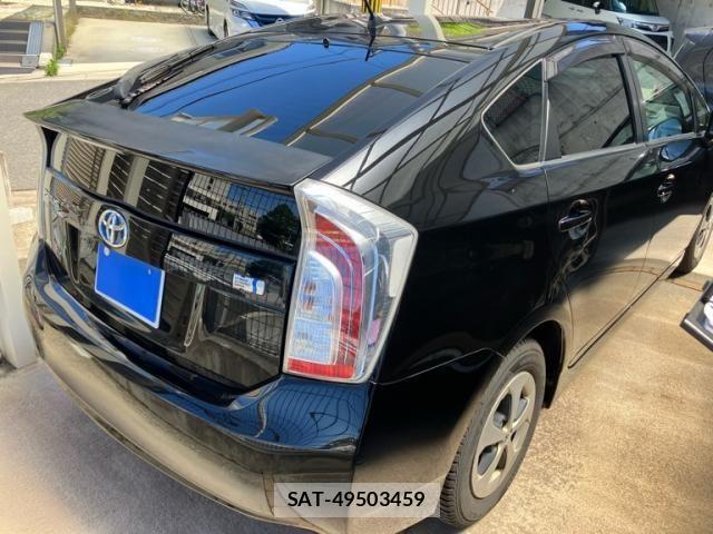 Toyota PRIUS 2013-08 7223665-2