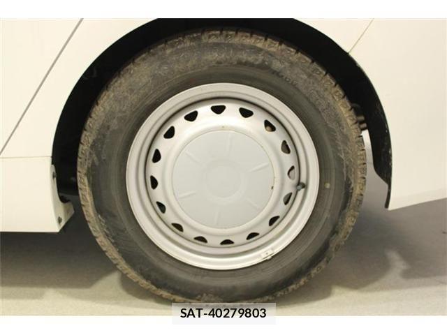 Toyota PRIUS 2020-03 7223780-23