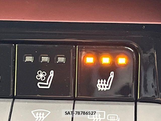 Toyota PRIUS 2023-07 7223820-6