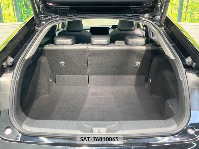 Toyota PRIUS 2023-05 7223814-9