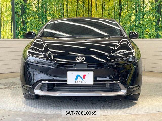 Toyota PRIUS 2023-05 7223814-13