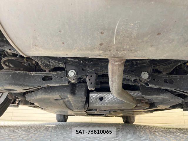 Toyota PRIUS 2023-05 7223814-18