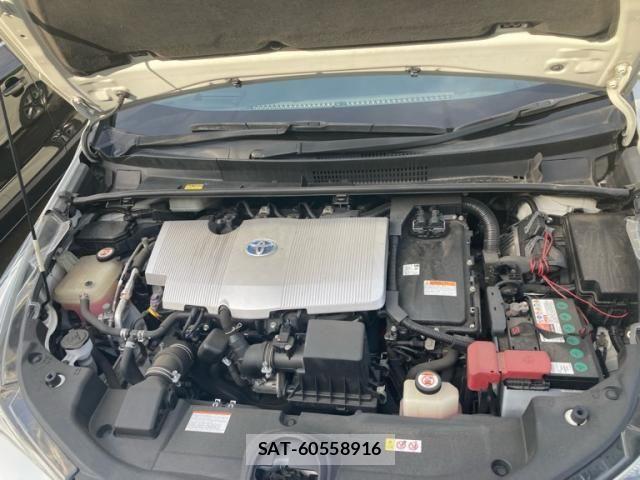 Toyota PRIUS 2018-01 7218167-11