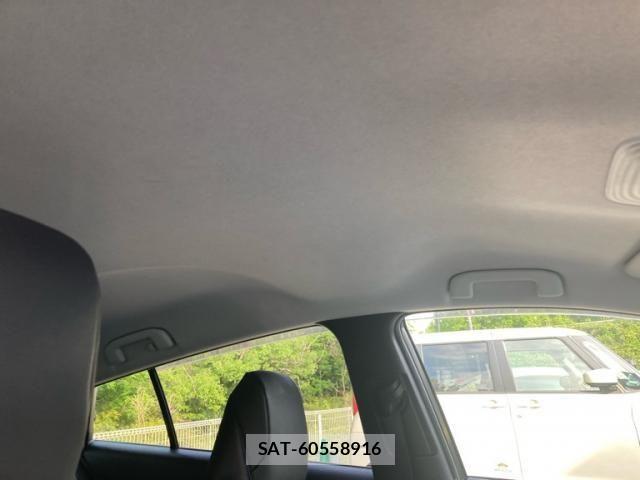 Toyota PRIUS 2018-01 7218167-17