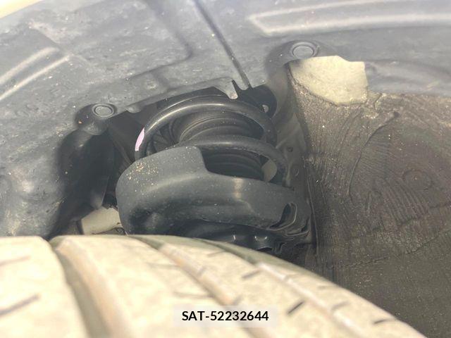 Toyota PRIUS 2019-07 7223769-19