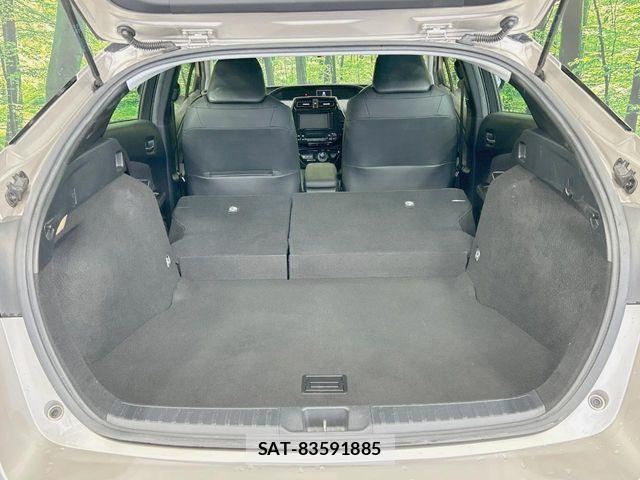 Toyota PRIUS 2019-05 7223768-9