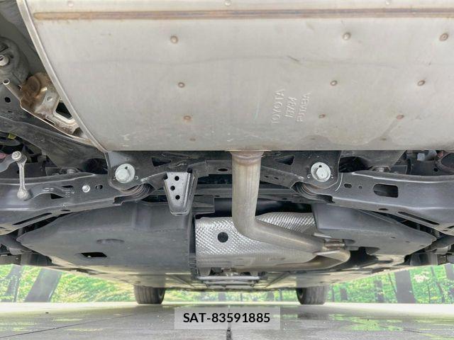 Toyota PRIUS 2019-05 7223768-18