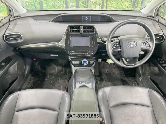 Toyota PRIUS 2019-05 7223768-1