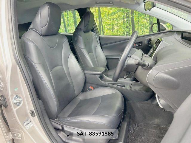 Toyota PRIUS 2019-05 7223768-7