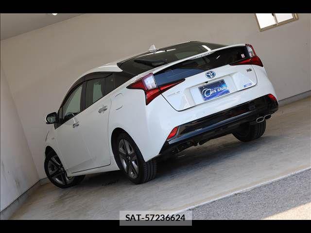 Toyota PRIUS 2019-04 7223764-9