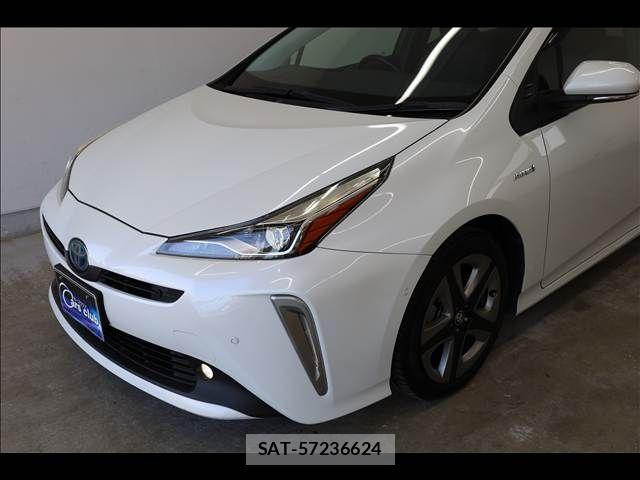 Toyota PRIUS 2019-04 7223764-11