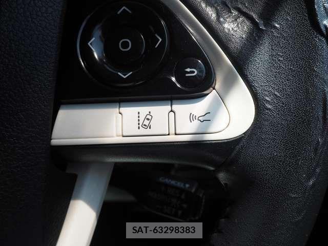 Toyota PRIUS 2016-07 7223701-15