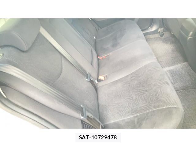 Toyota PRIUS 2013-06 7223662-19
