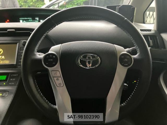 Toyota PRIUS 2009-06 7223602-15