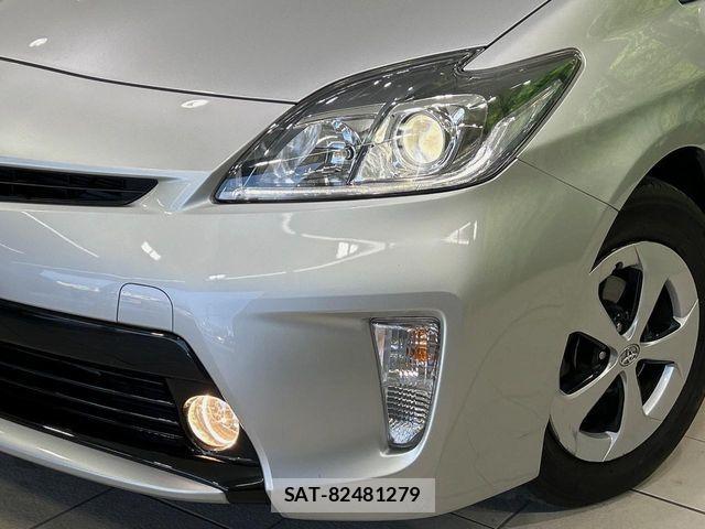 Toyota PRIUS 2014-02 7223672-11
