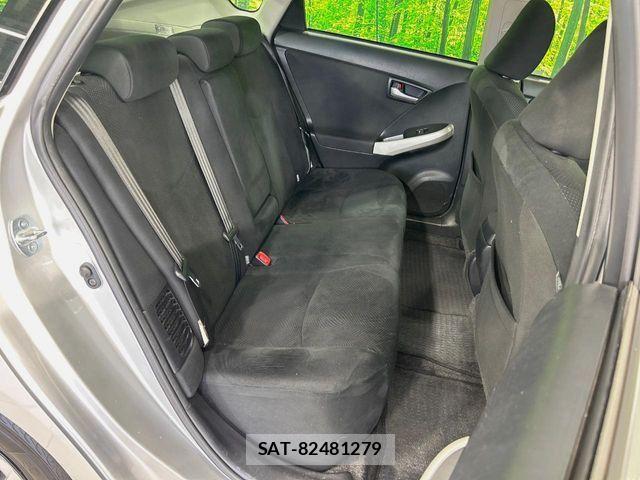 Toyota PRIUS 2014-02 7223672-8