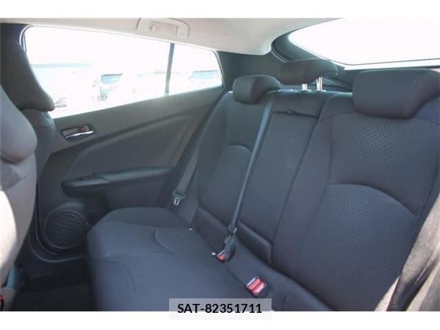 Toyota PRIUS 2020-10 7215542-28