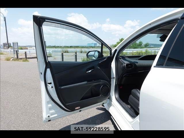 Toyota PRIUS 2017-07 7223716-22