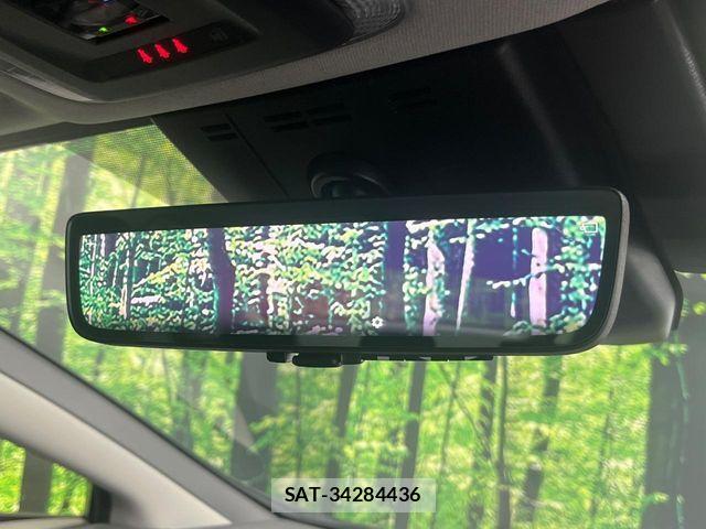 Toyota PRIUS 2025-03 7223859-5