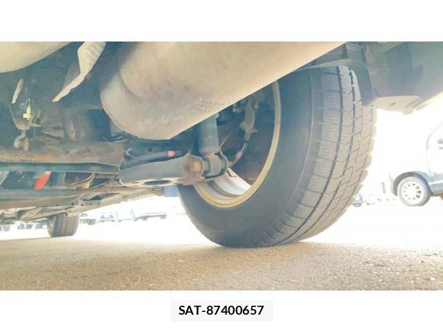 Toyota PRIUS 2012-04 7223648-11