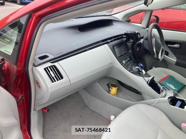Toyota PRIUS 2011-08 7223637-9