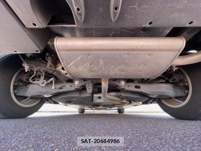 Toyota PRIUS 2017-06 7217153-18
