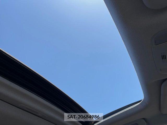 Toyota PRIUS 2017-06 7217153-2