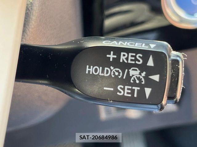 Toyota PRIUS 2017-06 7217153-4