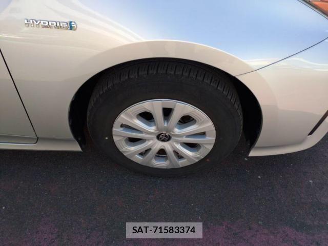 Toyota PRIUS 2019-05 7223766-9