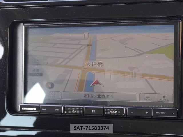 Toyota PRIUS 2019-05 7223766-12