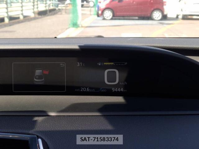 Toyota PRIUS 2019-05 7223766-28