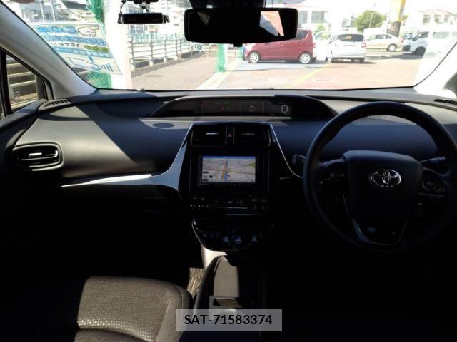 Toyota PRIUS 2019-05 7223766-2