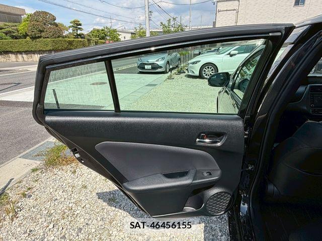 Toyota PRIUS 2021-11 7223796-12