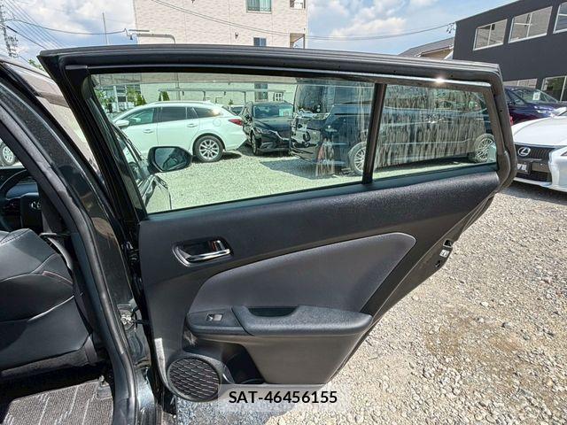 Toyota PRIUS 2021-11 7223796-14