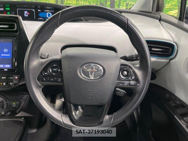 Toyota PRIUS 2019-07 7217373-10