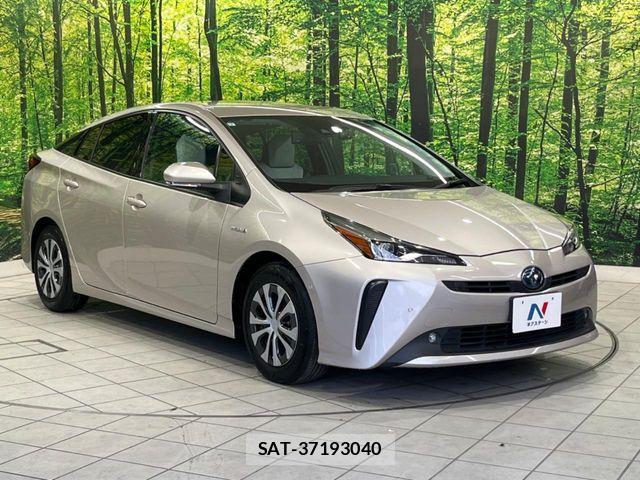 Toyota PRIUS 2019-07 7217373-15