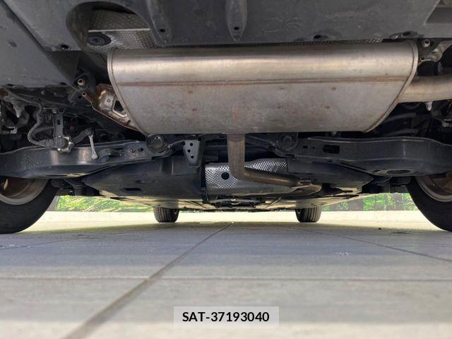 Toyota PRIUS 2019-07 7217373-18