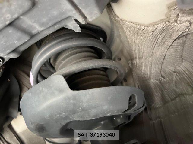 Toyota PRIUS 2019-07 7217373-19