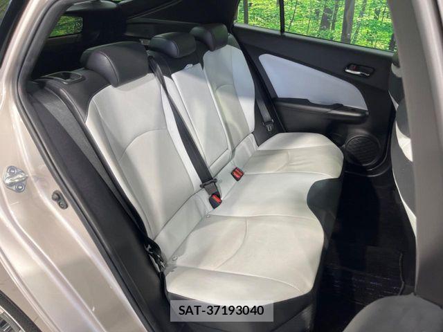 Toyota PRIUS 2019-07 7217373-8